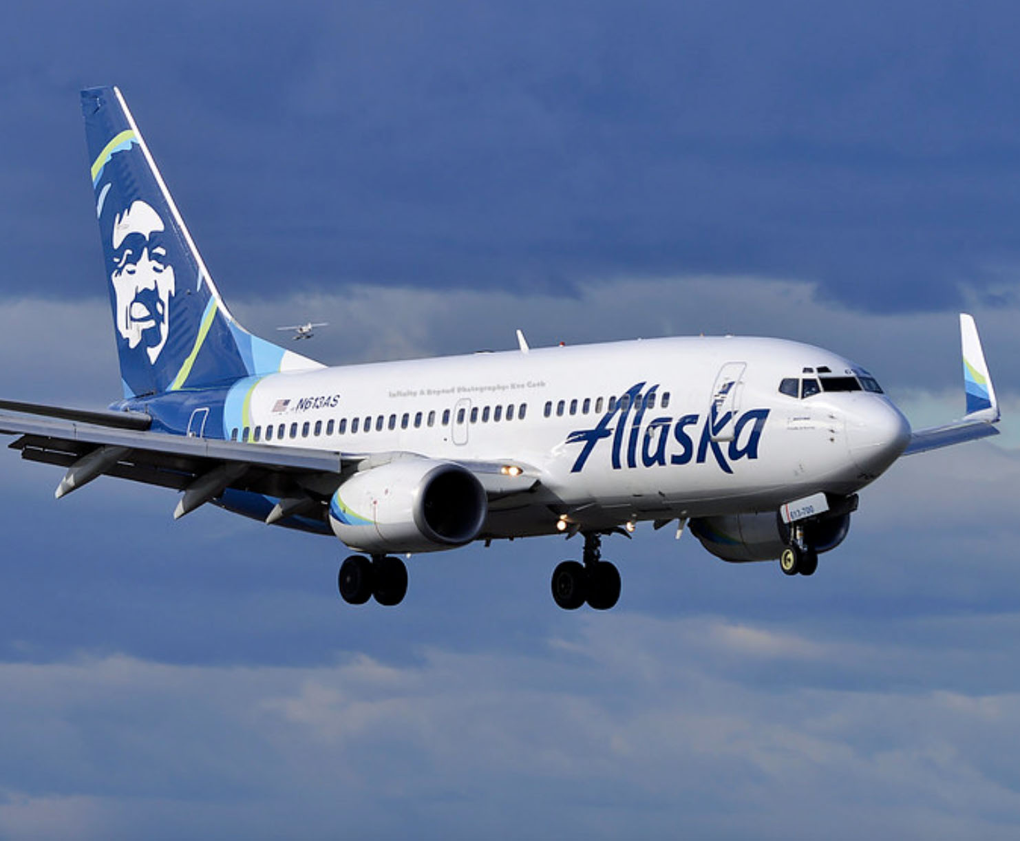 Alaska Airlines to combine with Hawaiian Airlines