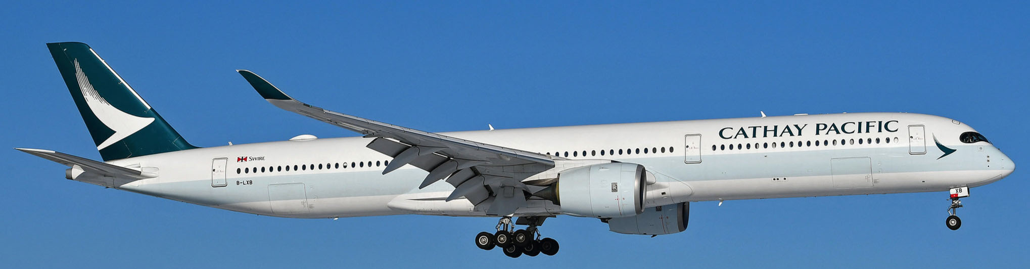 Cathay Pacific to offer pilots 3.8 rise in salary